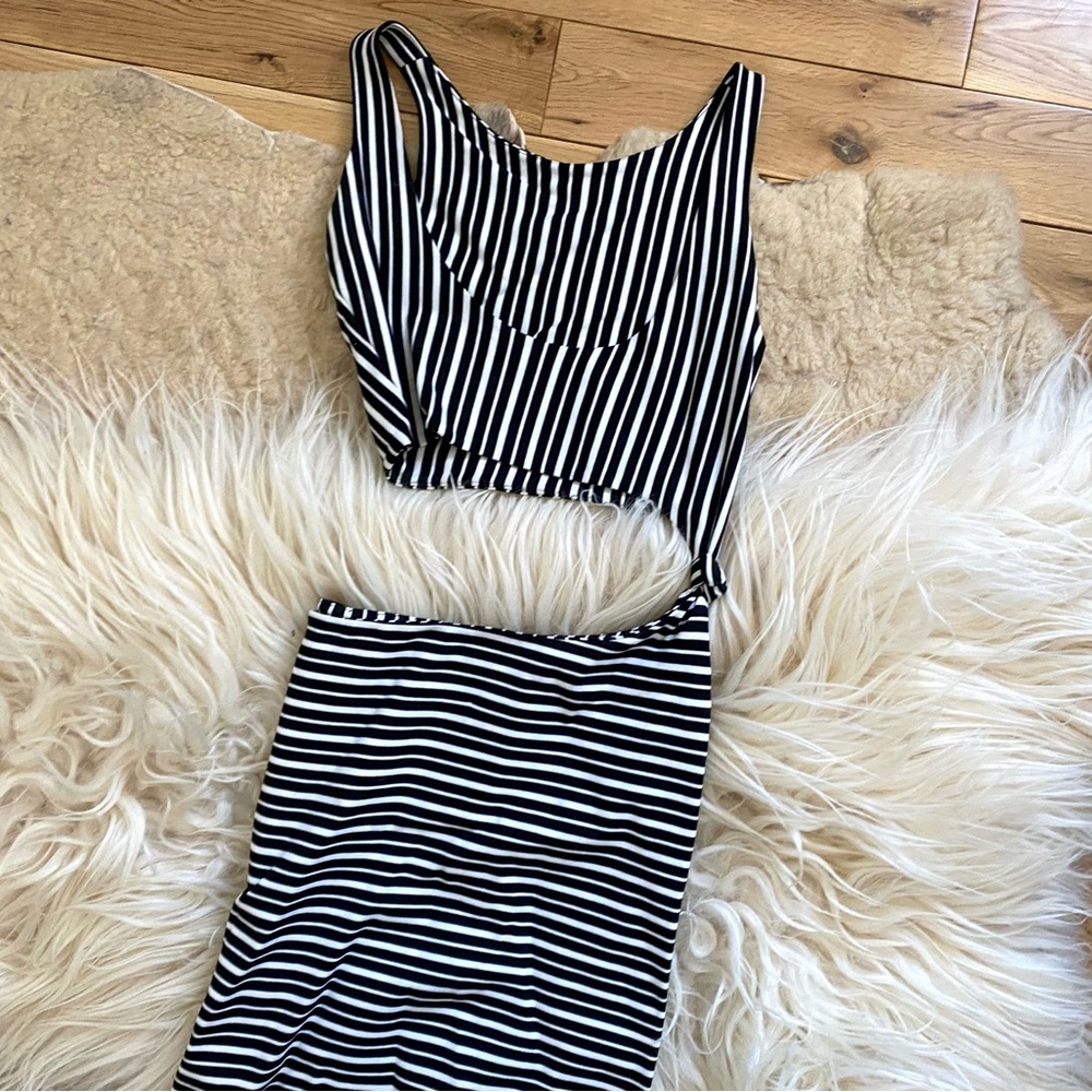 Zara Cut Out Striped Dress - Picture 7 of 9
